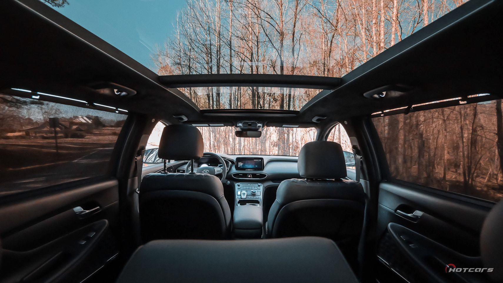 2023 Hyundai Santa Fe полноприводный каллиграфический интерьер