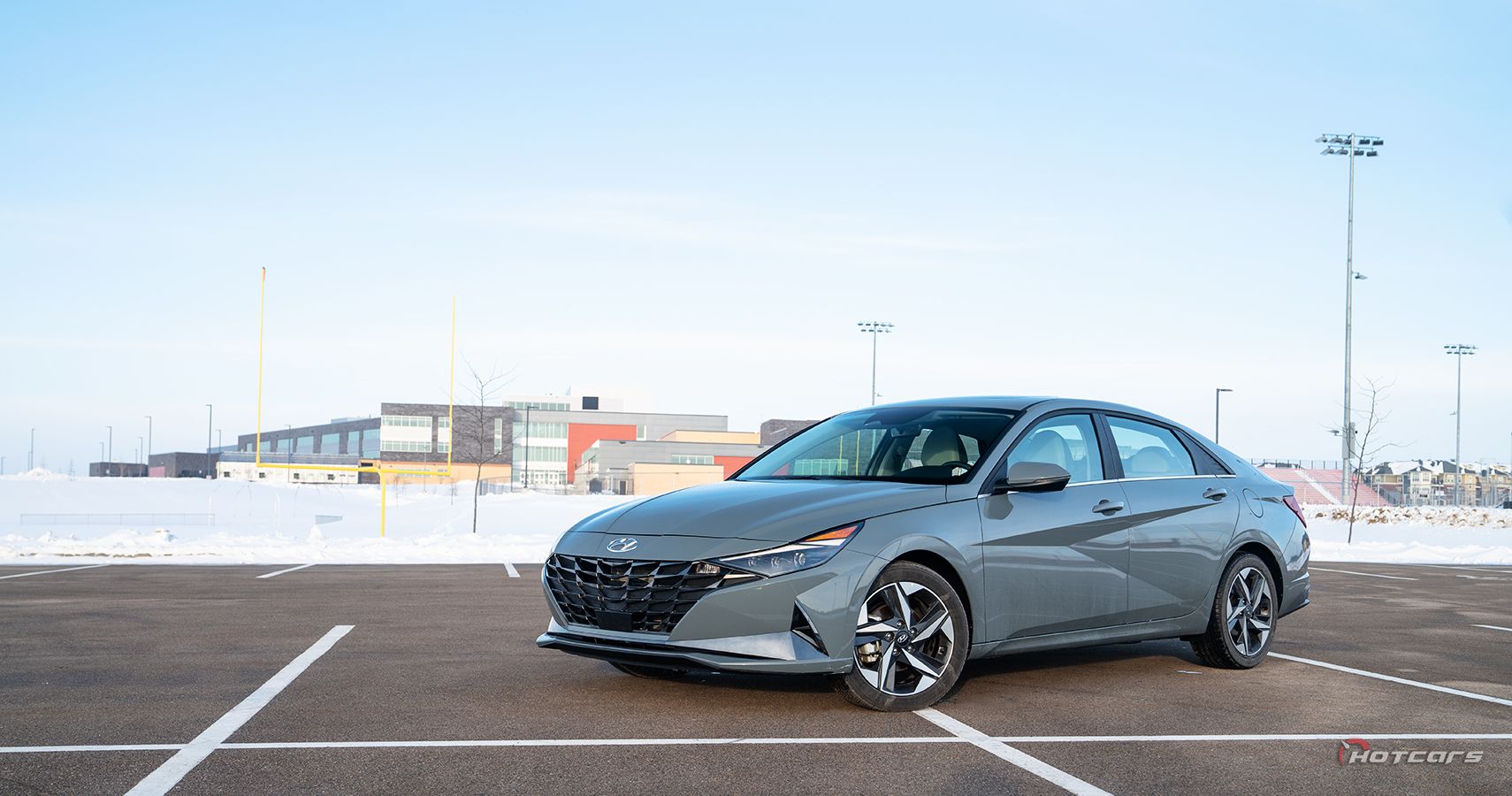 Hyundai Elantra Limited 2023 года