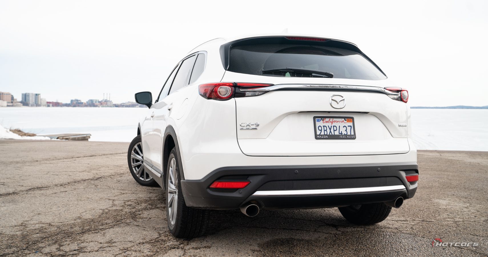 2023 Mazda CX-9 Signature сзади