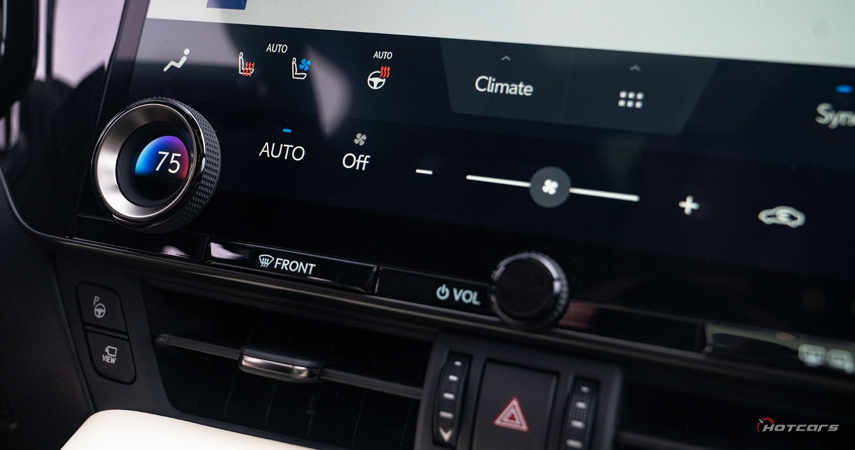 2023 Lexus NX 350h климат-контроль