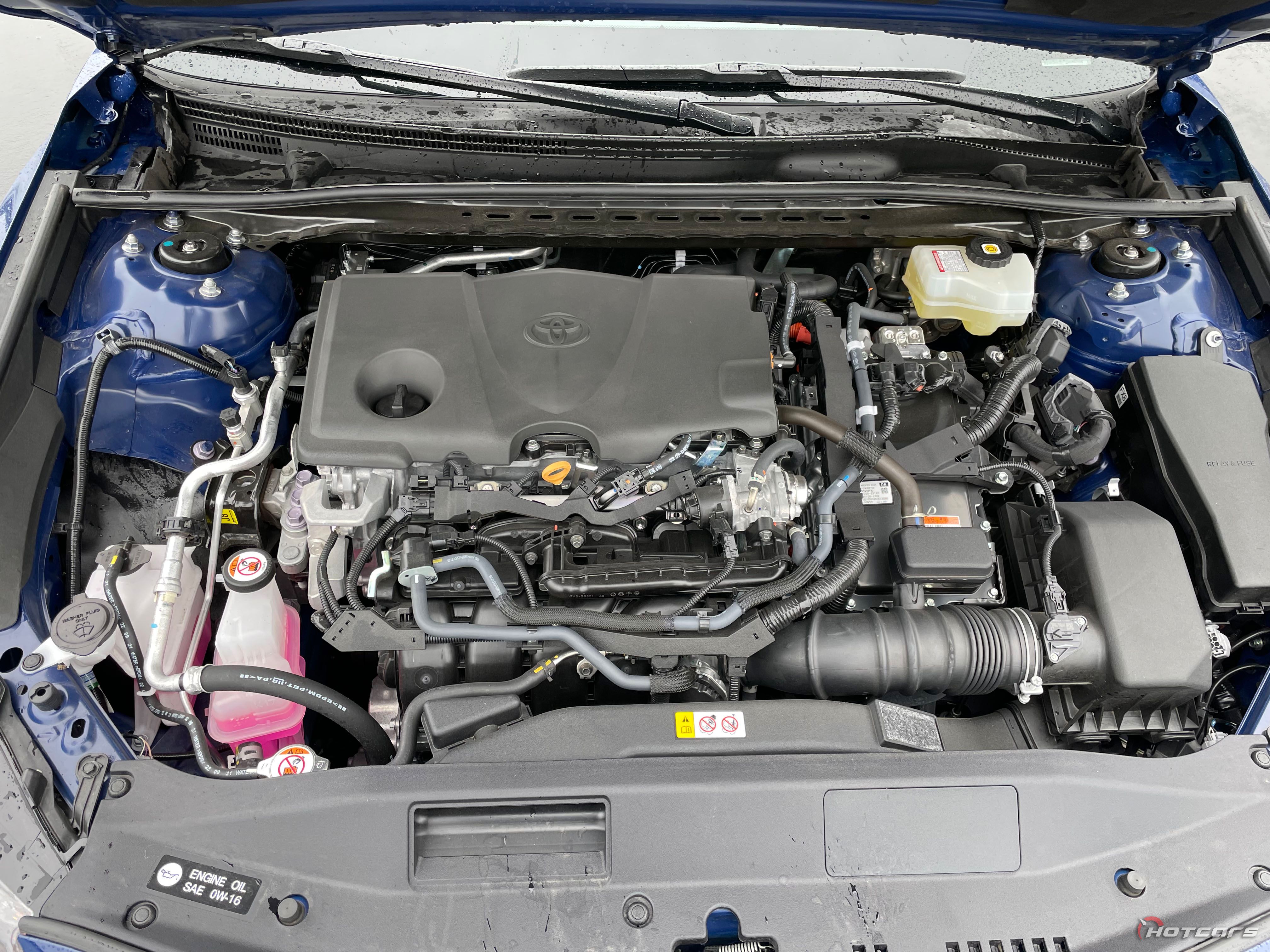 Двигатель Toyota Camry SE Hybrid Nightshade 2023 года