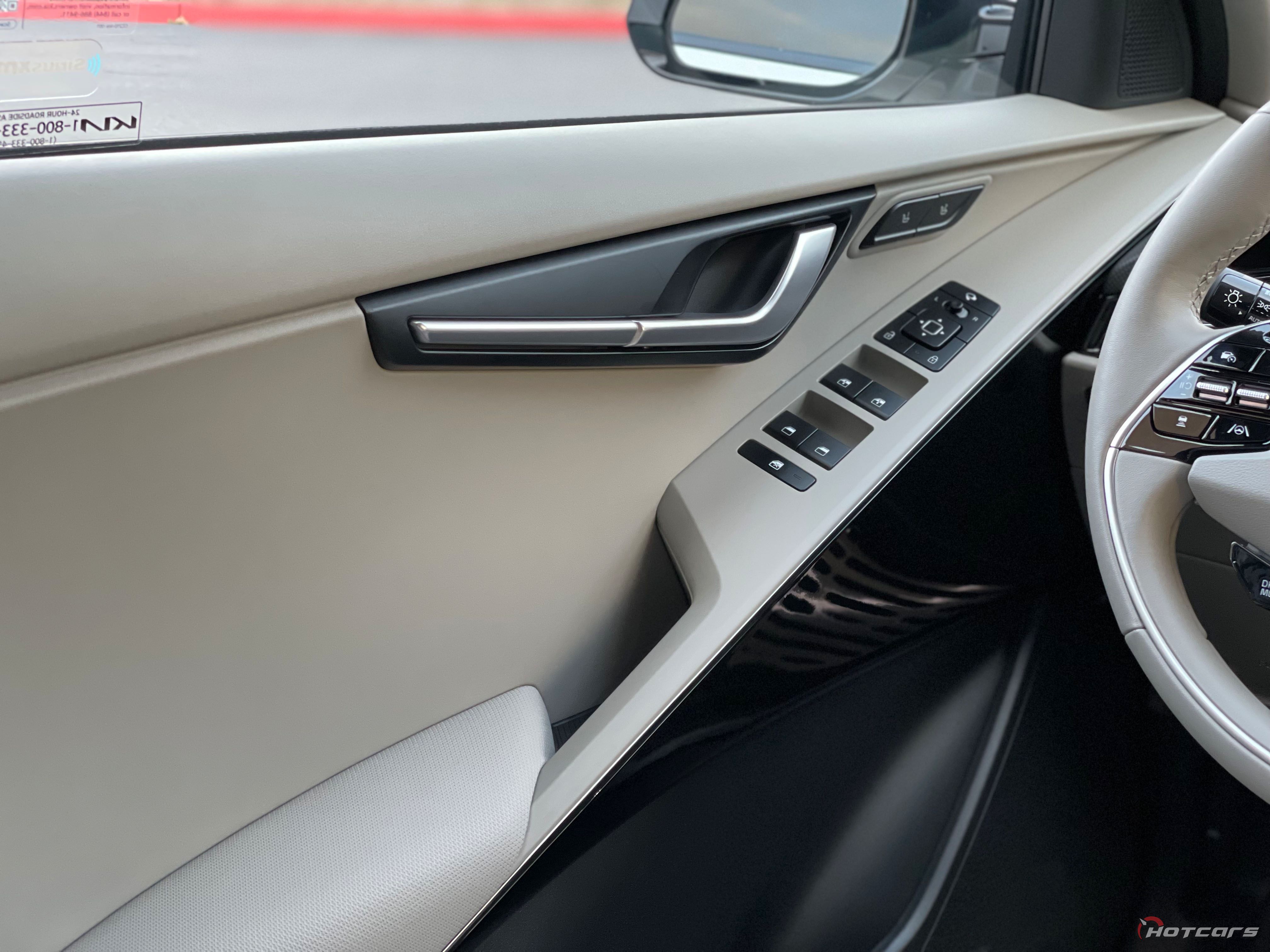 Дверной косяк Kia Niro EV Wave 2023