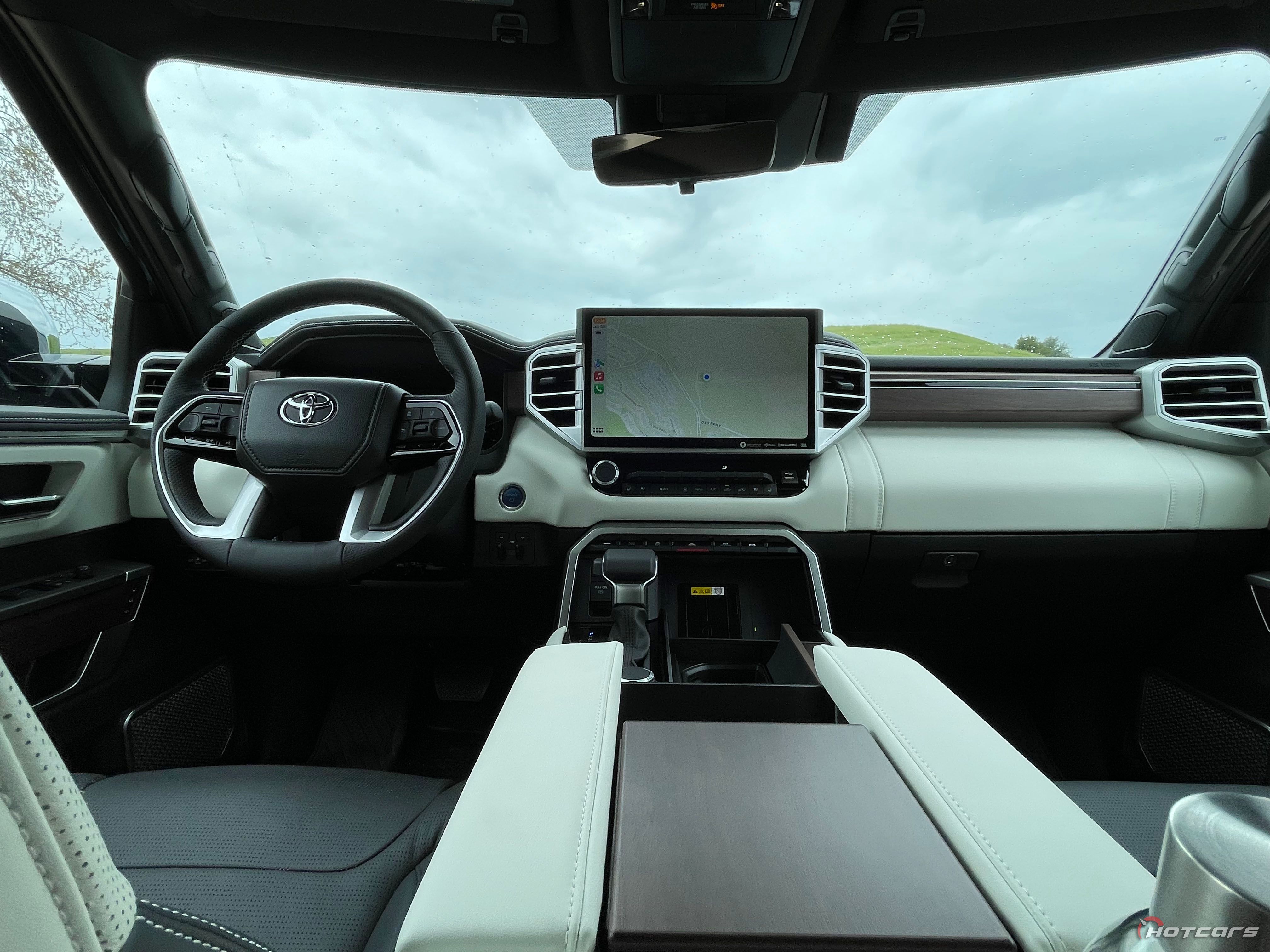 Приборная панель Toyota Tundra Capstone i-Force Max 2023