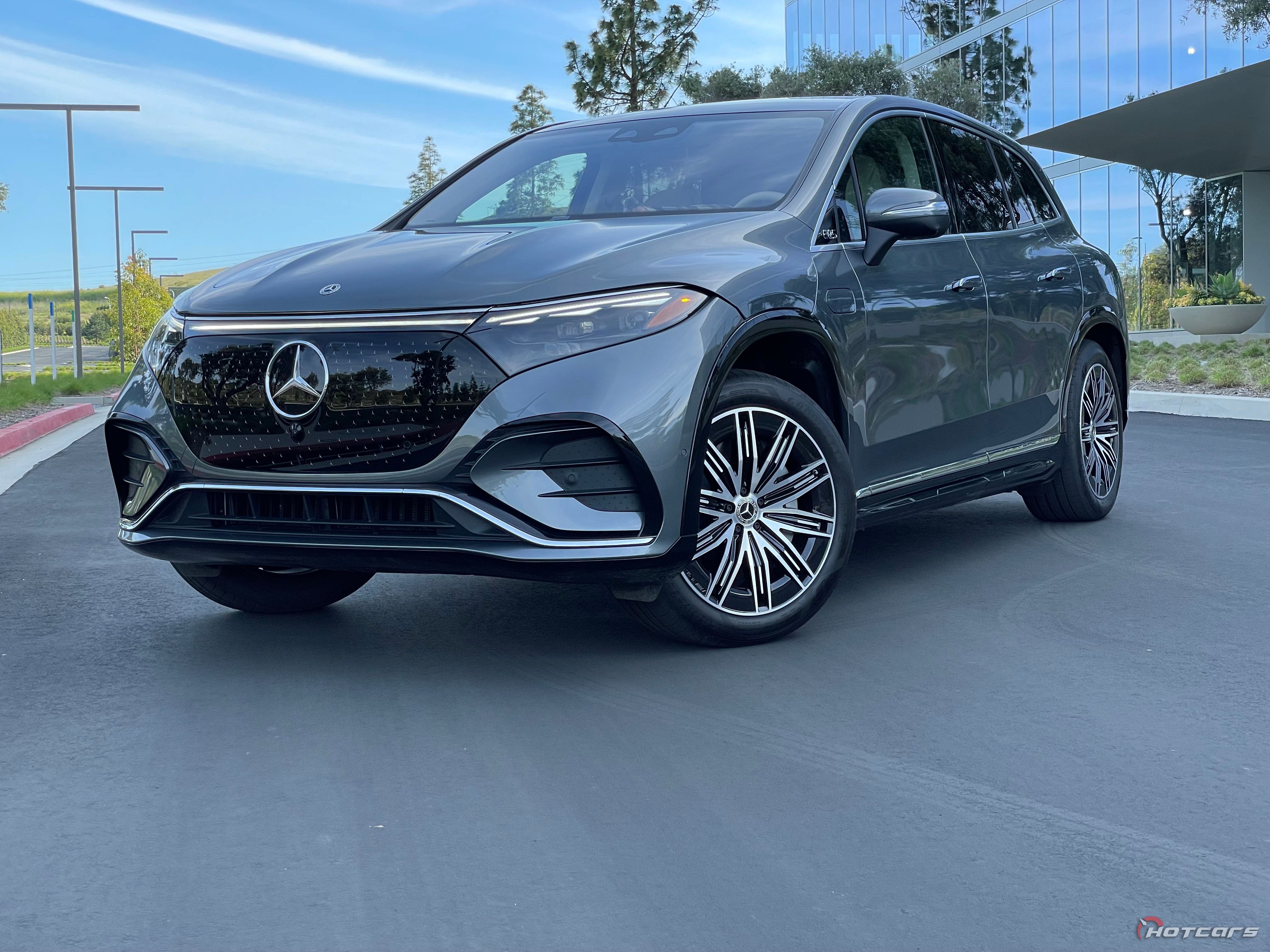 Mercedes-Benz EQS450 4Matic 2023 спереди