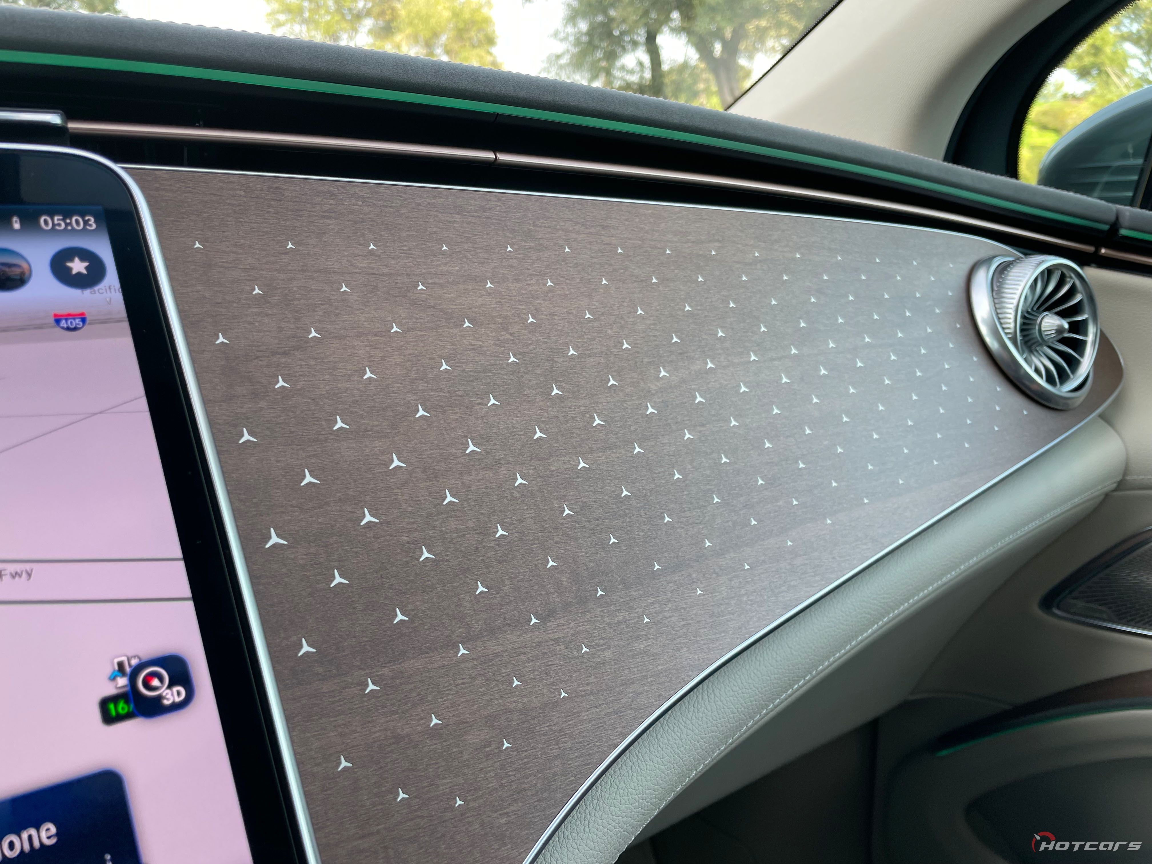 Приборная панель Mercedes-Benz EQS450 4Matic 2023