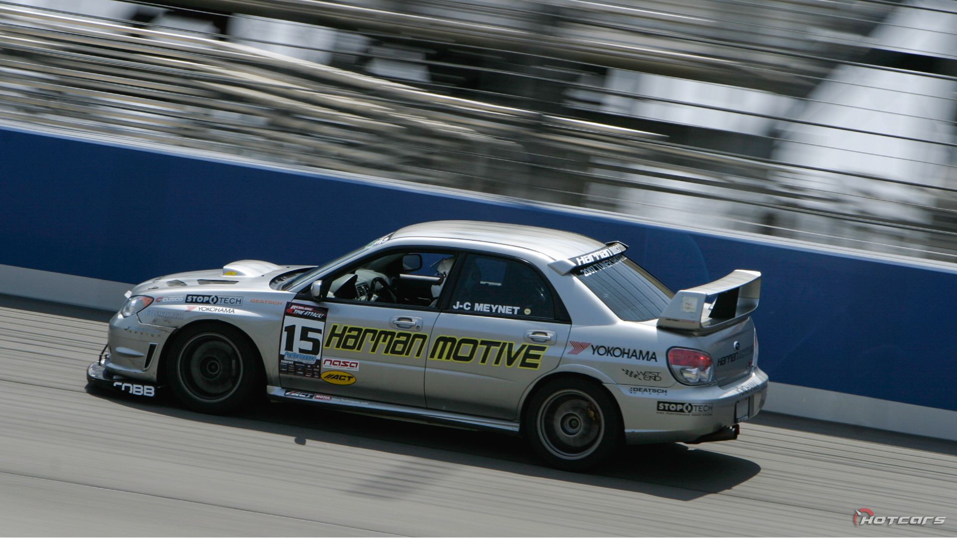 Carro de corrida Subaru WRX STI