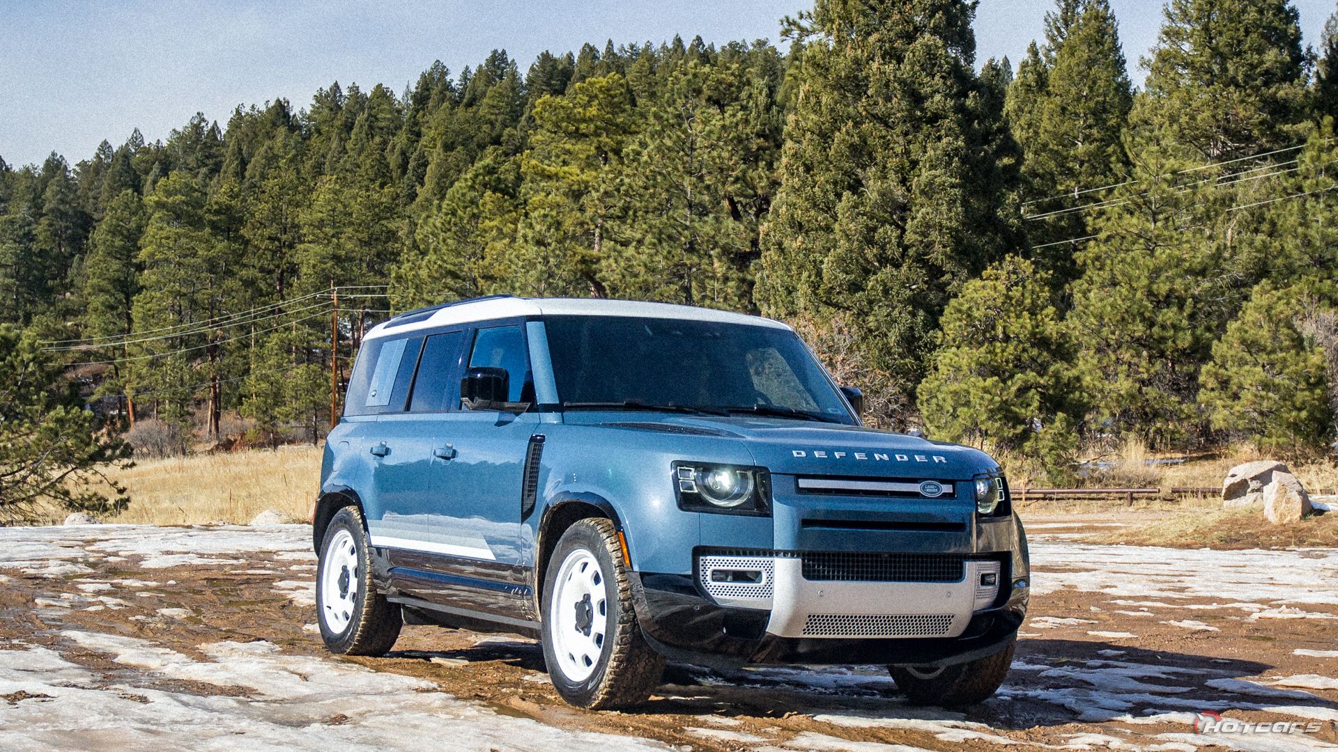2024 Land Rover Defender County front 3-4