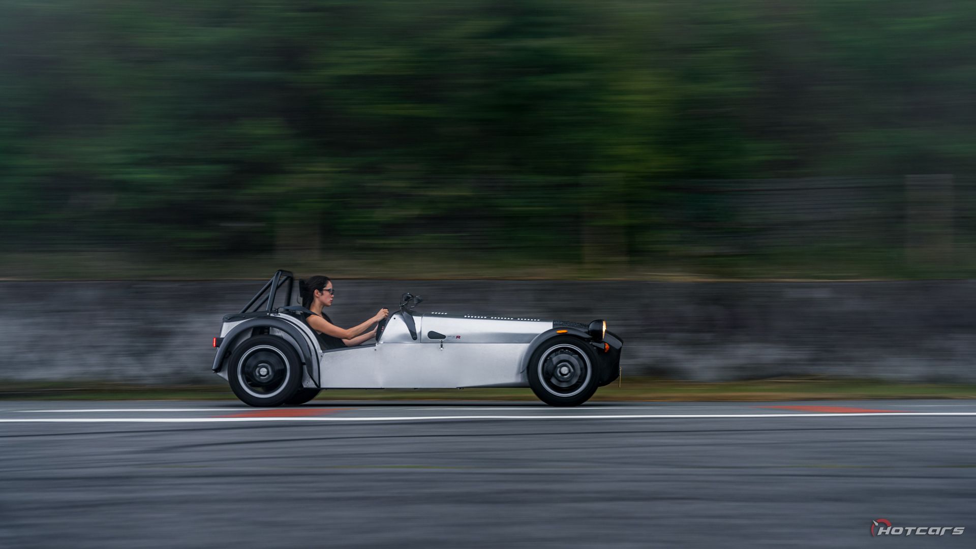 Βολή με προφίλ Caterham Seven 170R