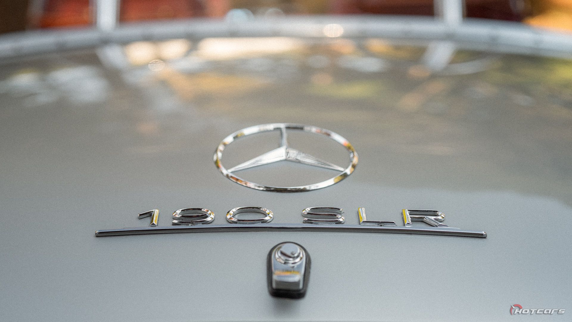 Mercedes-Benz 190 SLR badge