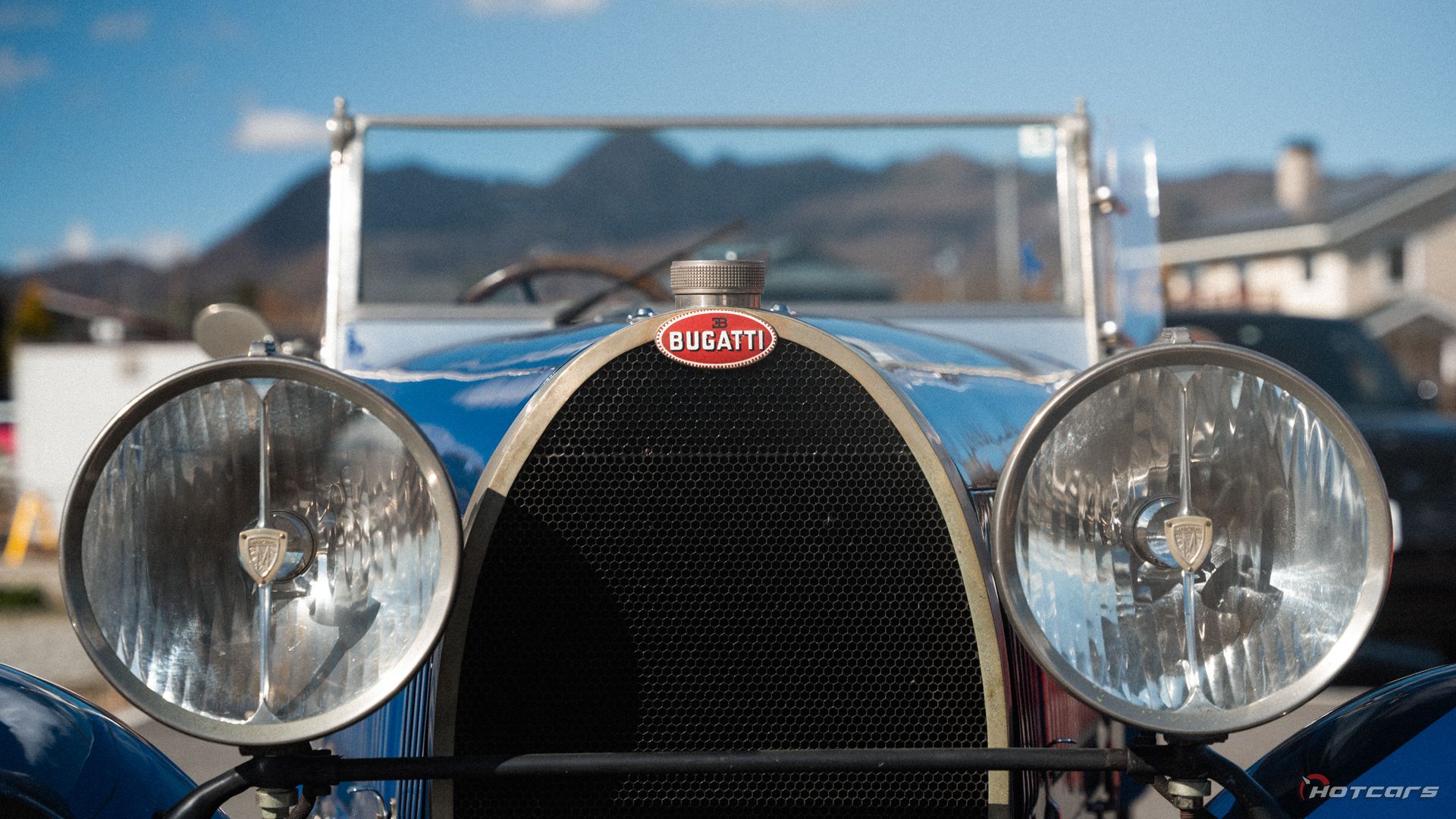 Bugatti T44 front grille close-up