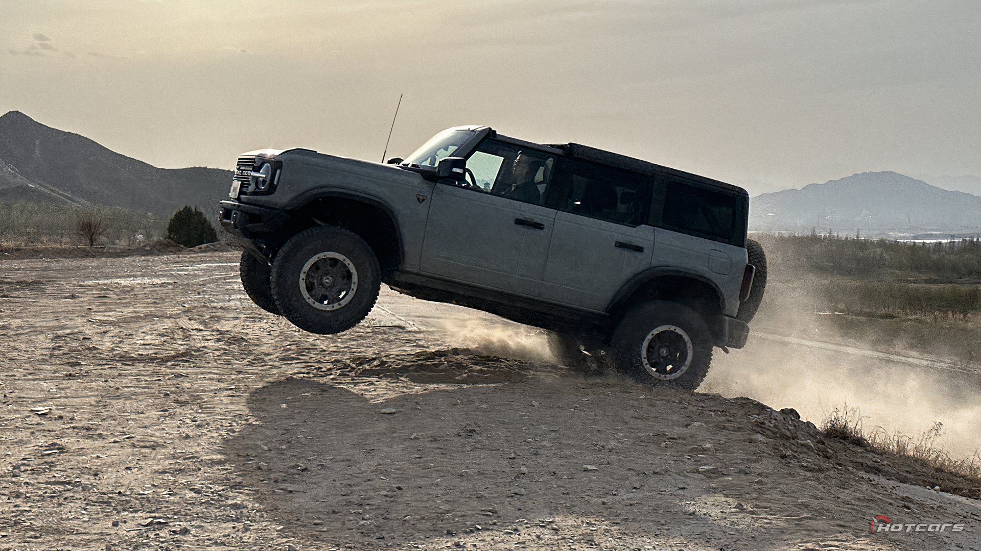 Salto do Ford Bronco