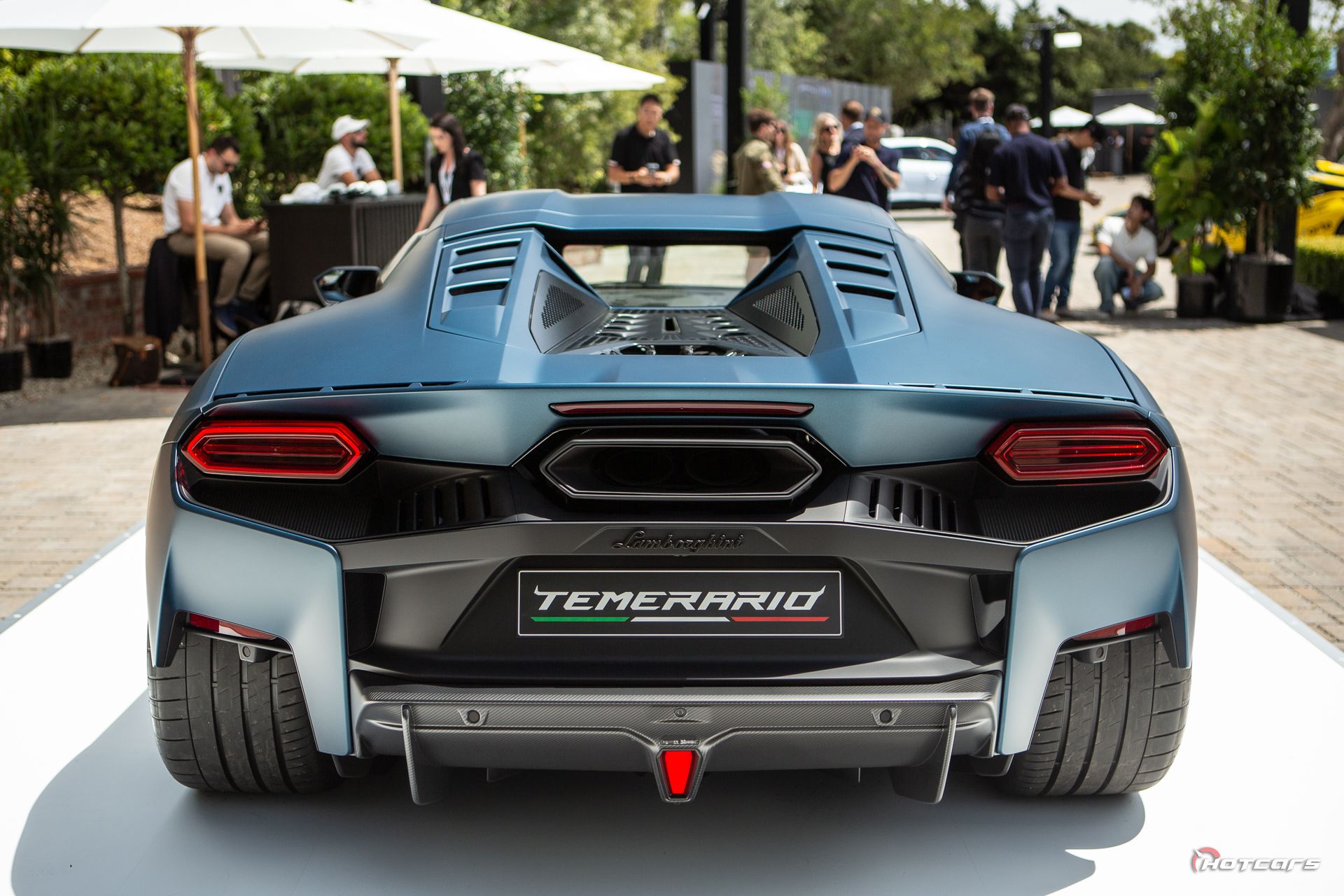 amanda-cline-lamborghini-temerario-9