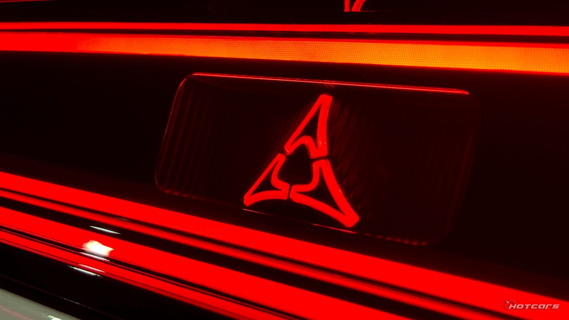 Detalhes da luz traseira do Dodge Charger Daytona Scat Pack 2024